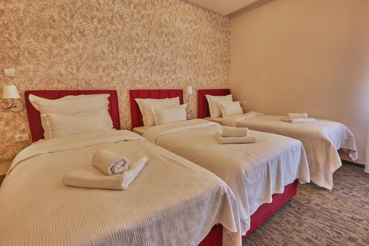 Šabac Hotel Cataleya מראה חיצוני תמונה