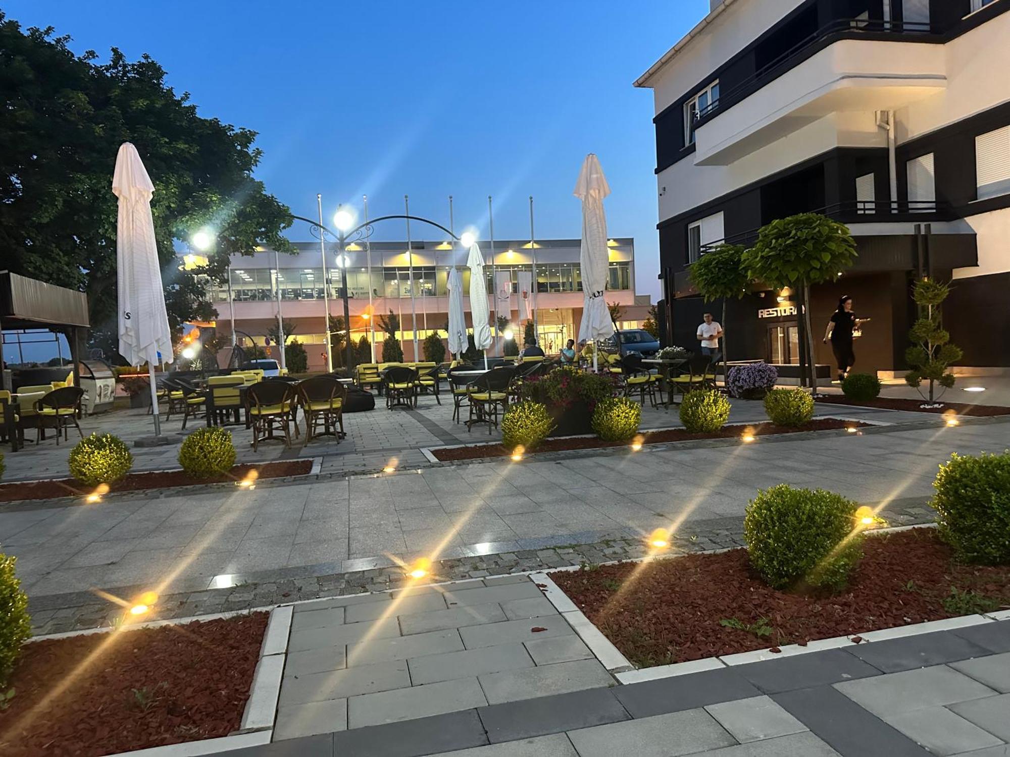 Šabac Hotel Cataleya מראה חיצוני תמונה